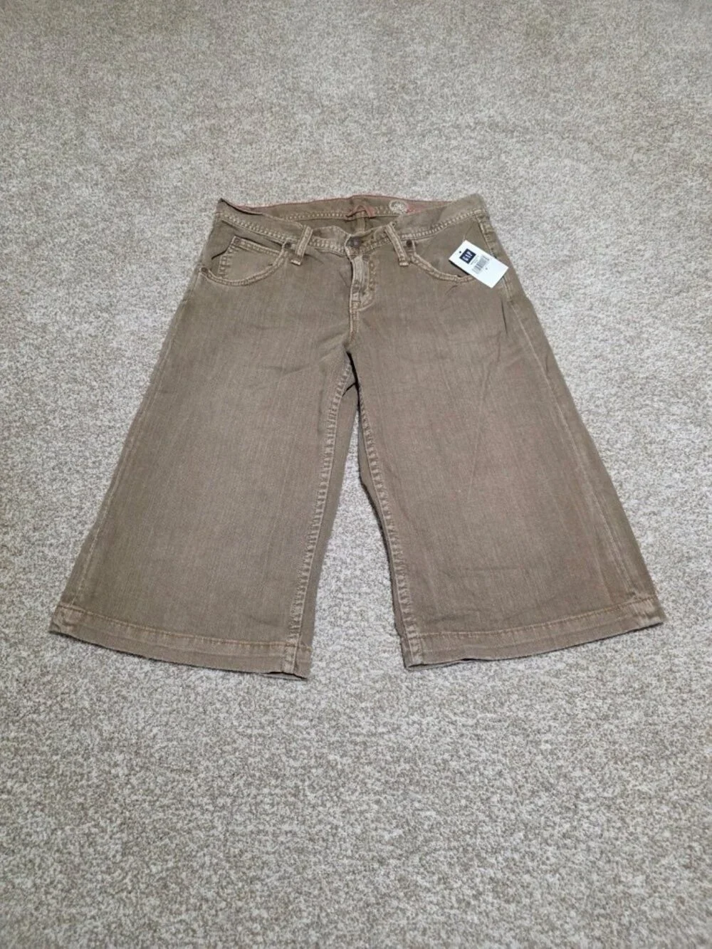 Gap Women’s Brown Denim Bermuda Shorts Long Inseam Size 6
